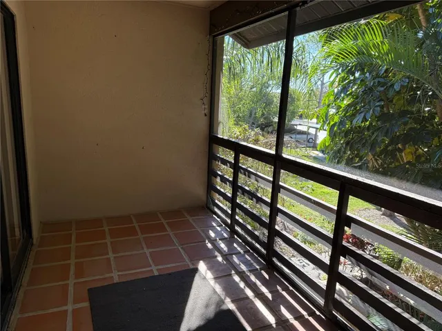 $2,000 | 5691 Ashton Lake Drive, Unit 14, Sarasota, FL 34231