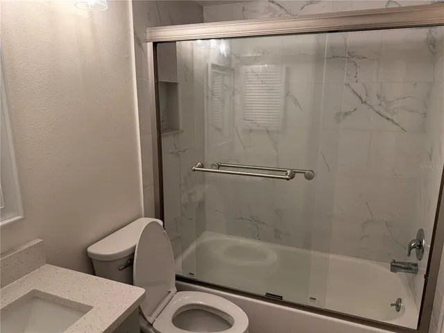 $2,000 | 5691 Ashton Lake Drive, Unit 14, Sarasota, FL 34231