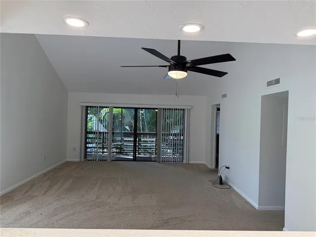$2,000 | 5691 Ashton Lake Drive, Unit 14, Sarasota, FL 34231