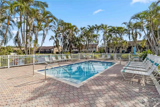 $2,000 | 5691 Ashton Lake Drive, Unit 14, Sarasota, FL 34231