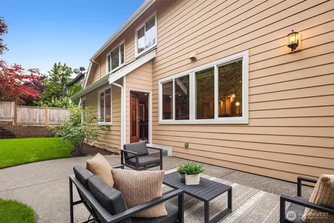 $2,145,000 | 11710 157th Avenue Northeast, Redmond, WA 98052