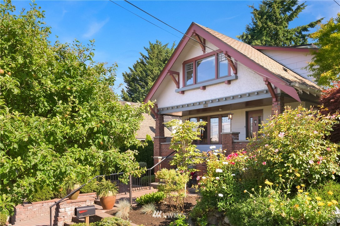 809 North 60th Street Seattle, WA 98103 - Photo 1 of 28