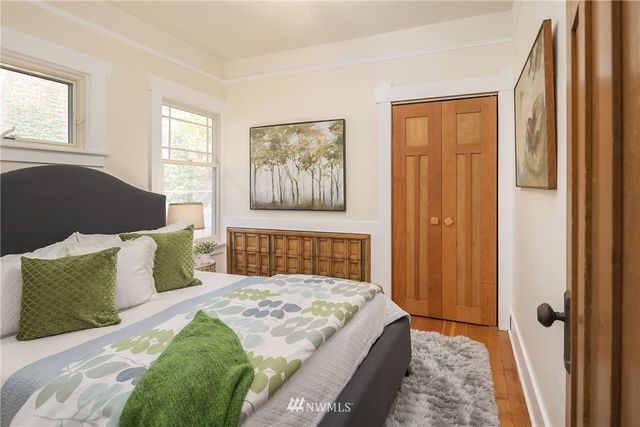 $1,150,000 | 809 North 60th Street, Seattle, WA 98103