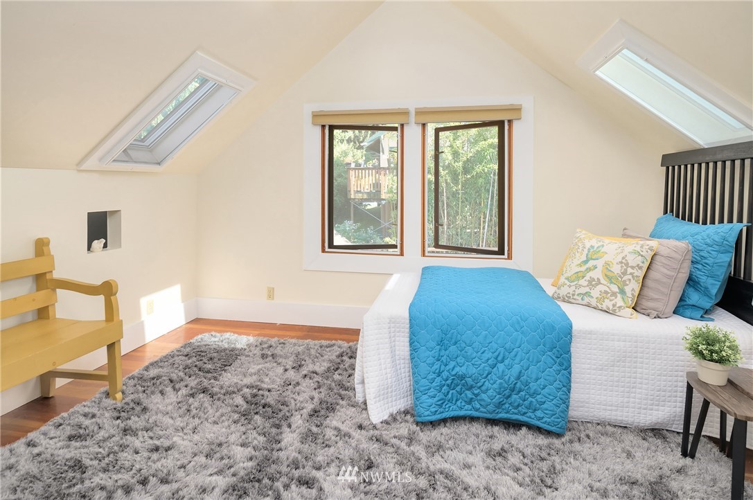 809 North 60th Street Seattle, WA 98103 - Photo 19 of 28