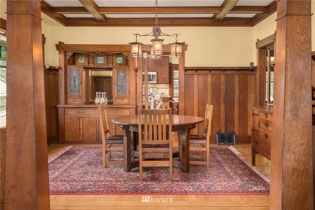 809 North 60th Street Seattle, WA 98103 - Photo 7 of 28