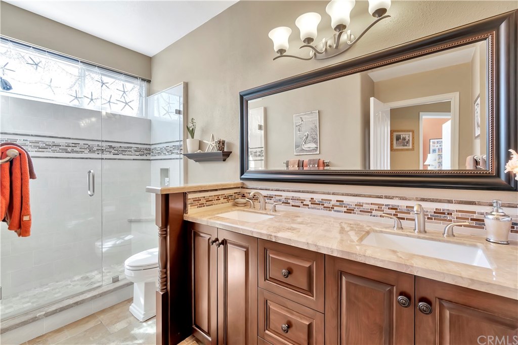 346 Long Long Beach, CA 90803 - Photo 18 of 24 Lower level remodeled bathroom.