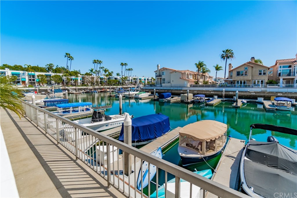 346 Long Long Beach, CA 90803 - Photo 21 of 24 28' Boat slip in front of property just steps away from patio.