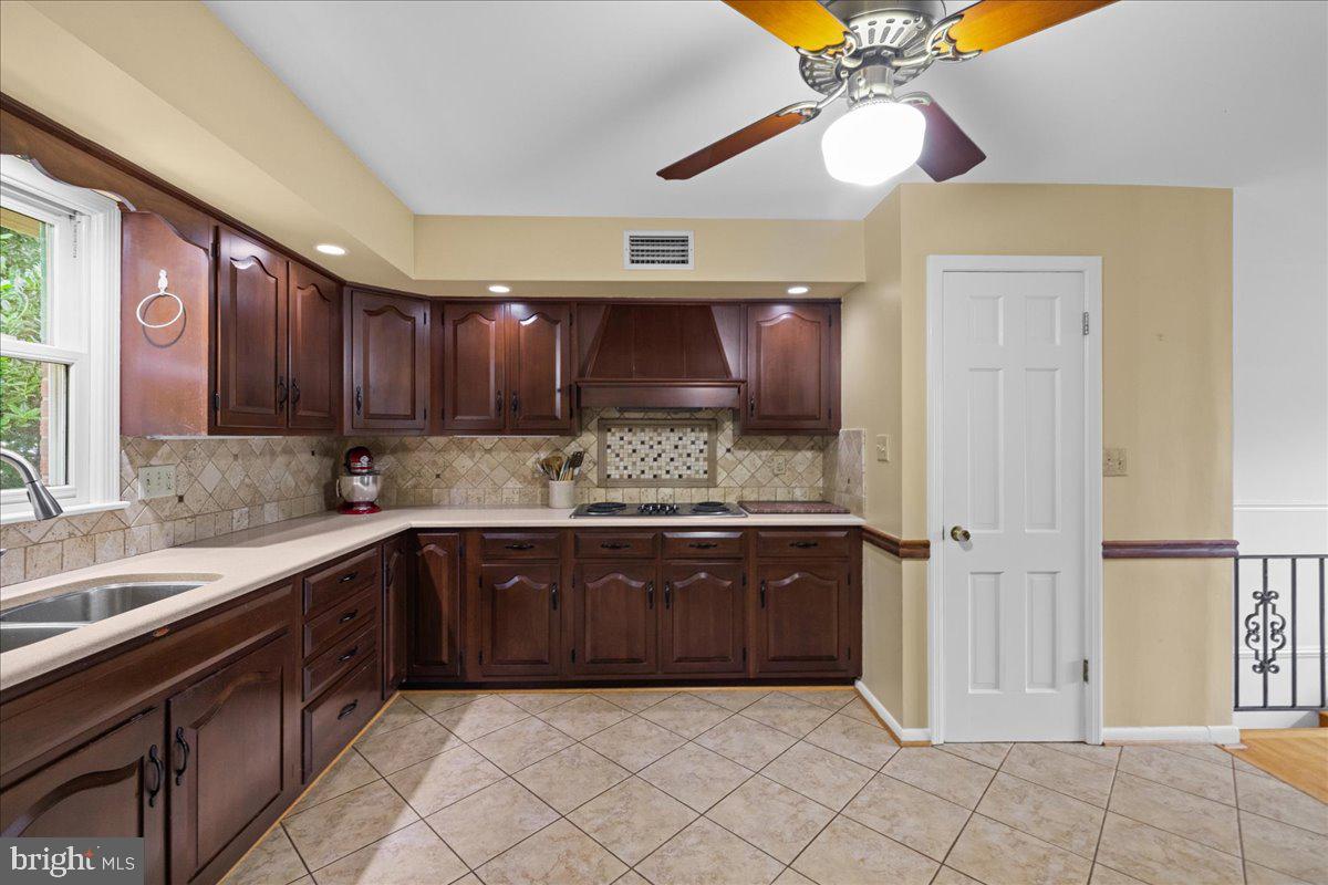331 Ridge Avenue Winchester, VA 22601 - Photo 10 of 45 Gallery Image 10