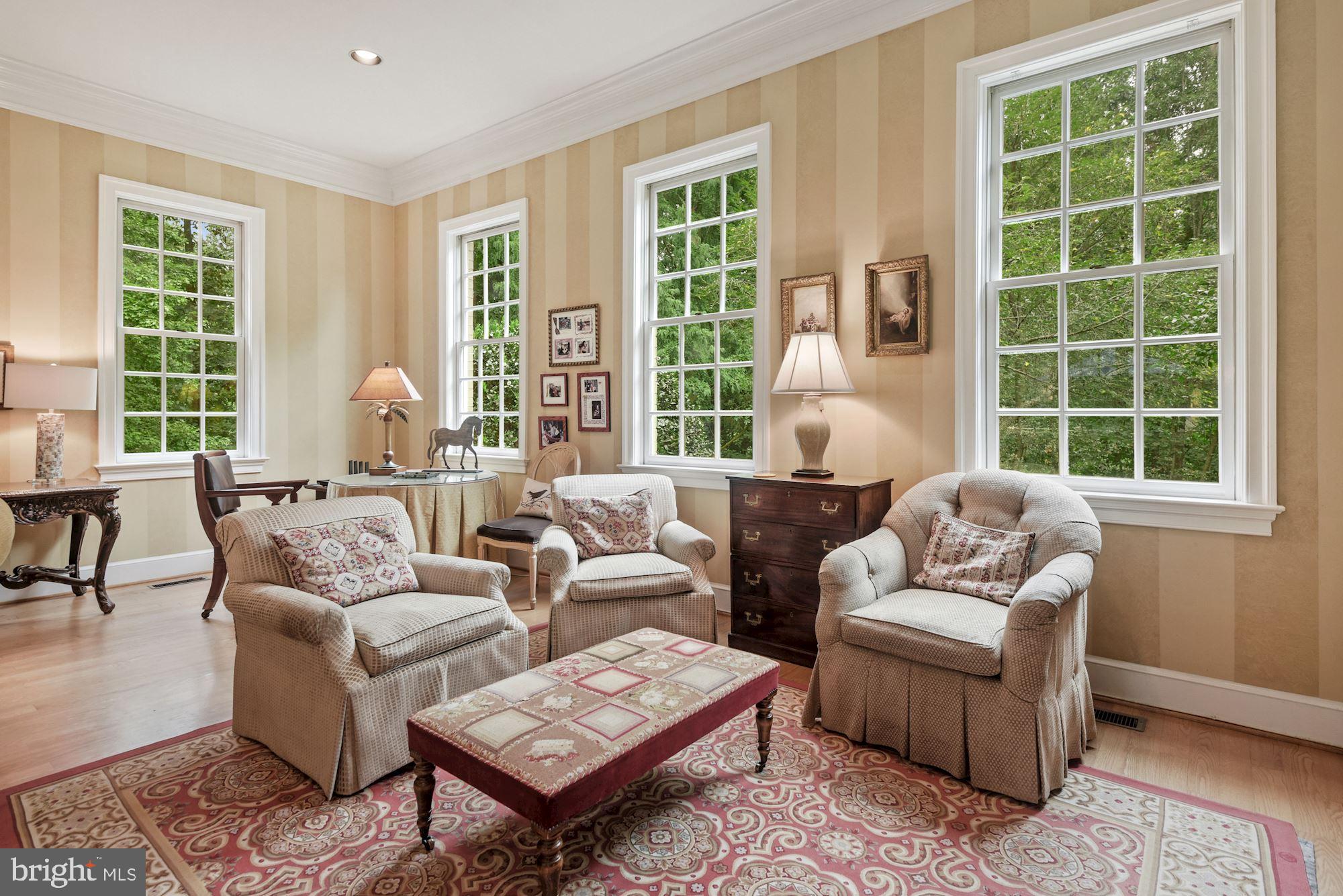 920 Towlston Road McLean, VA 22102 - Photo 8 of 52 Gallery Image 8