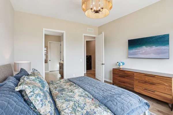 $740,000 | 986 Moers Drive, Chaska, MN 55318