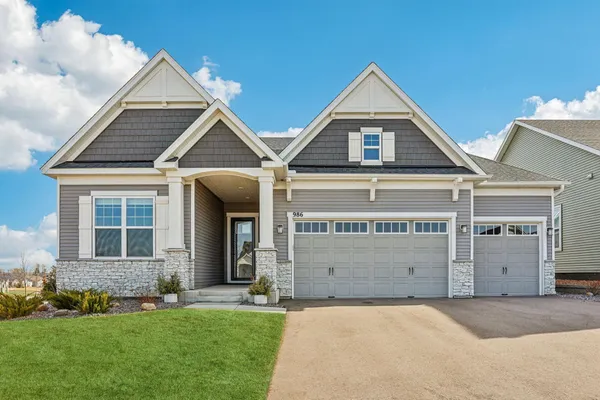 $740,000 | 986 Moers Drive, Chaska, MN 55318