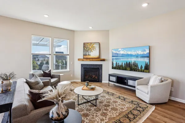 $740,000 | 986 Moers Drive, Chaska, MN 55318