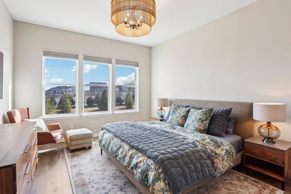 $740,000 | 986 Moers Drive, Chaska, MN 55318