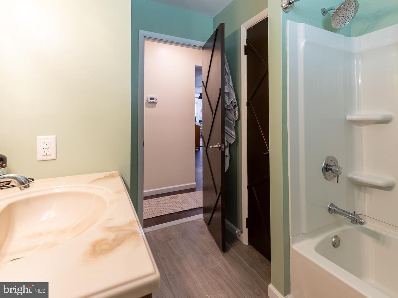 134 Georgetown Road Toms River, NJ 08757 - Photo 18 of 34 Tub shower combo