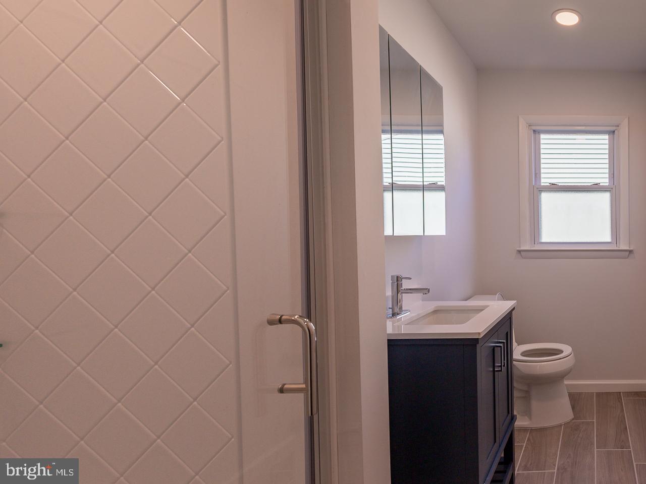 134 Georgetown Road Toms River, NJ 08757 - Photo 22 of 34 Brand new bathroom