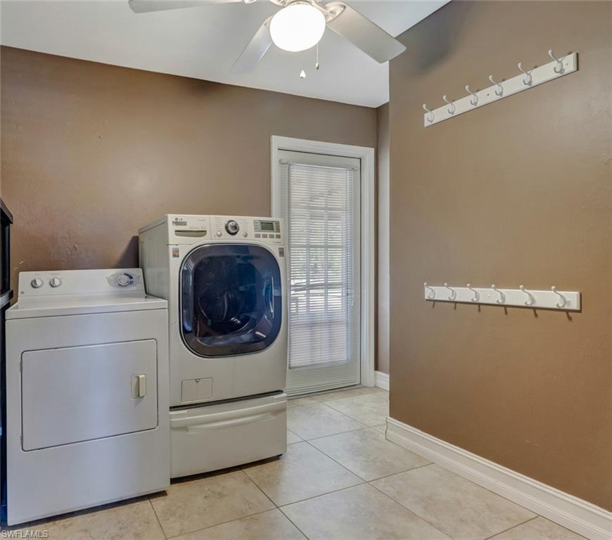 371 9th Street Southwest Naples, FL 34117 - Photo 9 of 20 Gallery Image 9