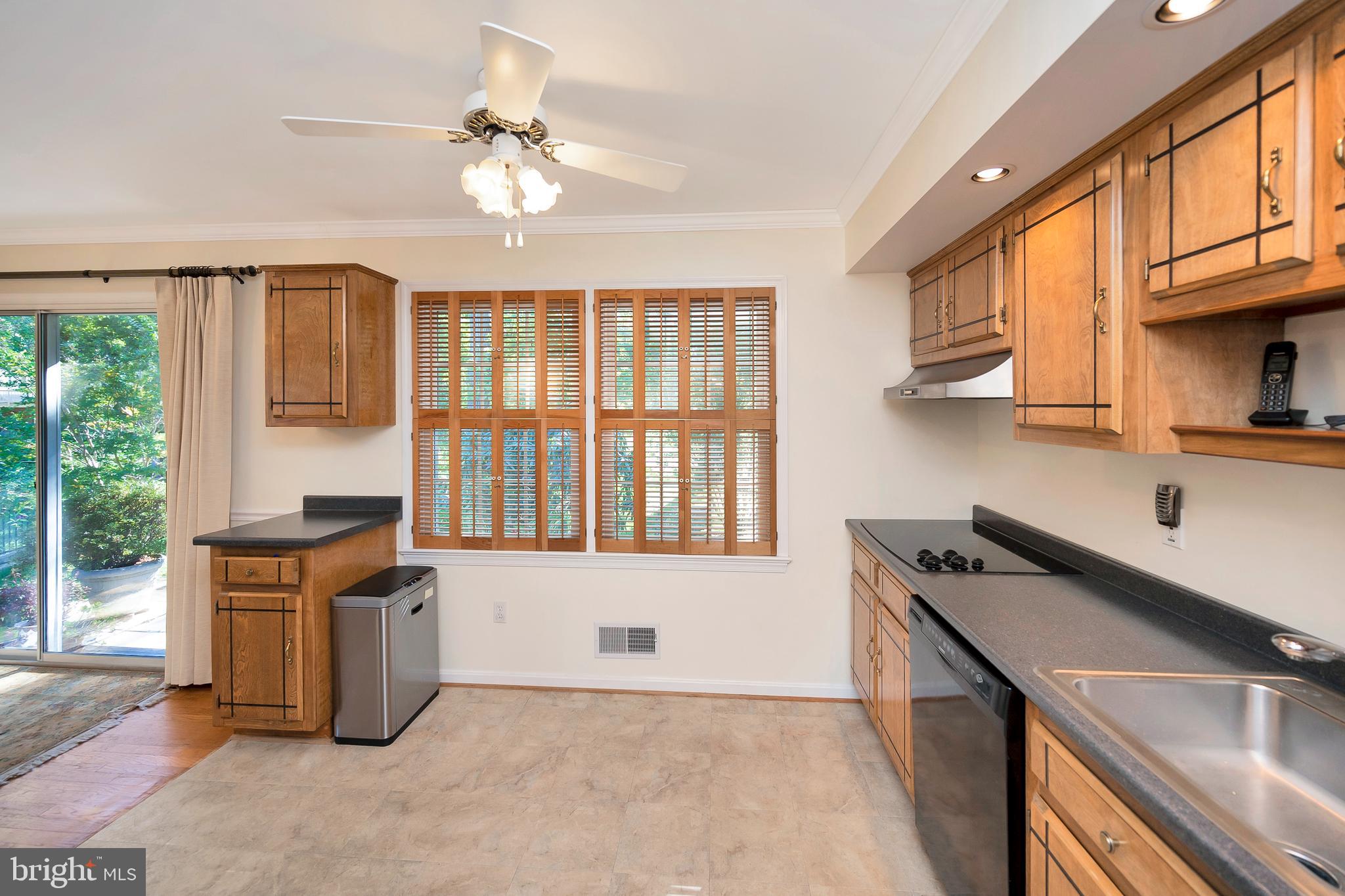 7399 Roxbury Avenue Manassas, VA 20109 - Photo 16 of 45 Gallery Image 16