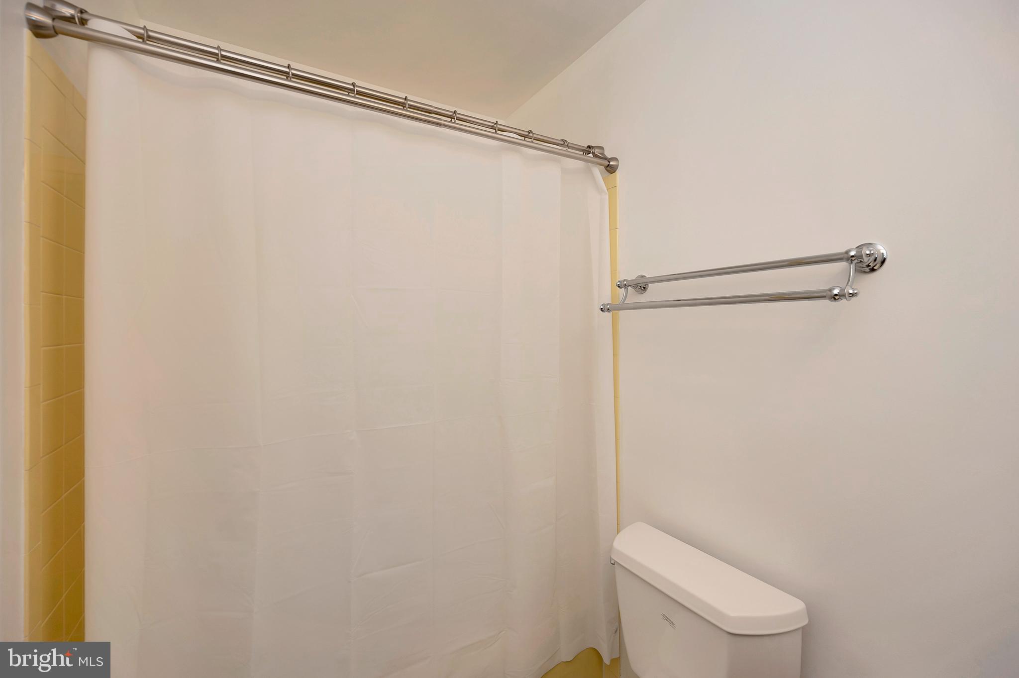 7399 Roxbury Avenue Manassas, VA 20109 - Photo 19 of 45 Gallery Image 19