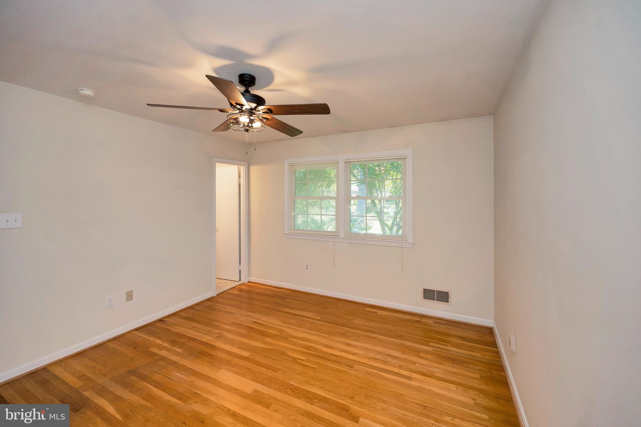 7399 Roxbury Avenue Manassas, VA 20109 - Photo 25 of 45 Gallery Image 25