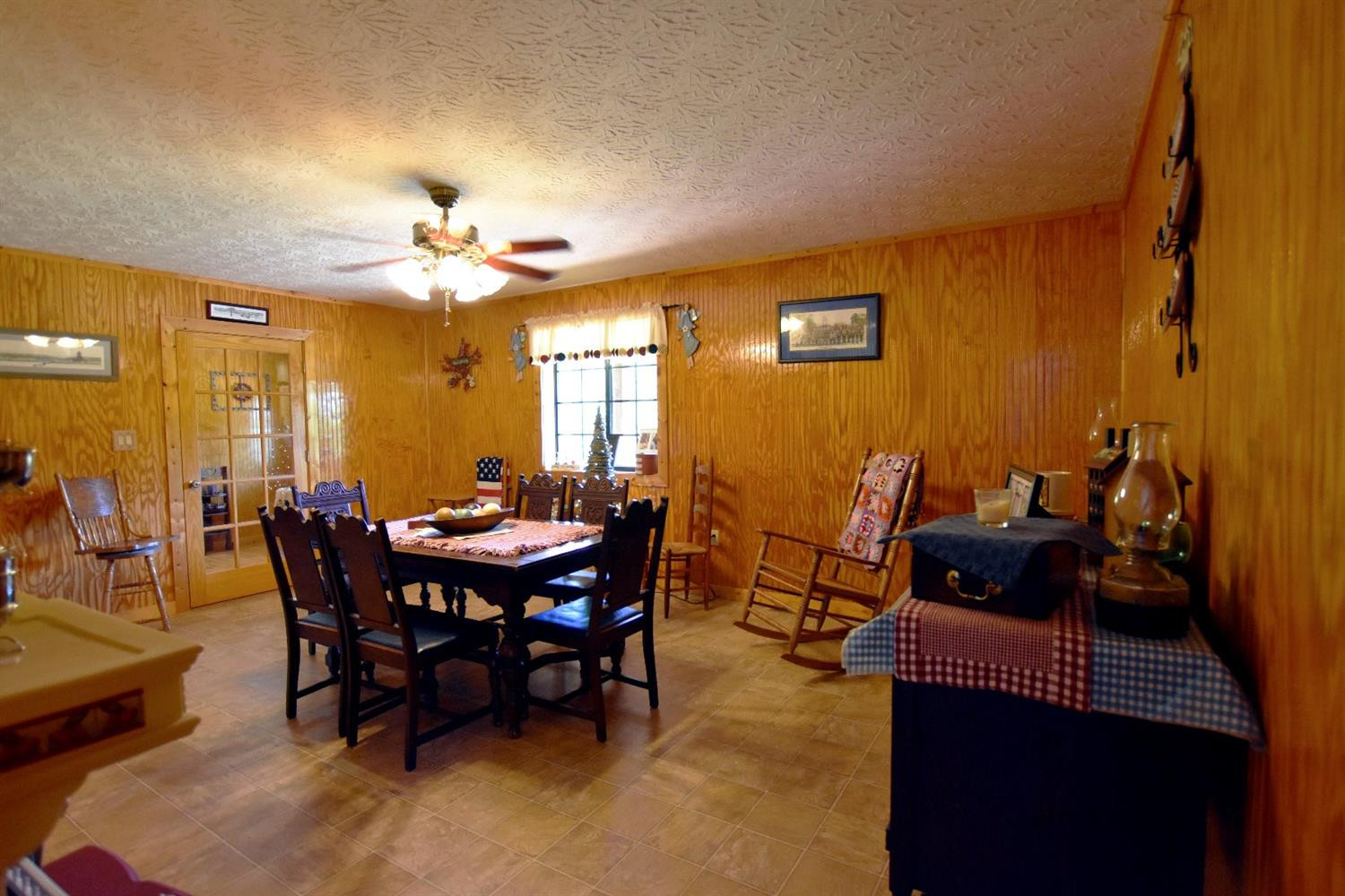 460 Red River Road Irvine, KY 40336 - Photo 26 of 53 Bring all your large dining room furnitu