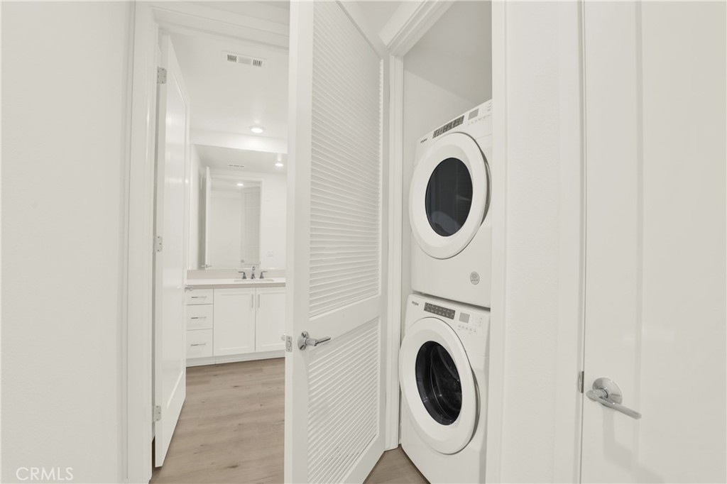 3715 Rivington Irvine, CA 92612 - Photo 29 of 65 a utility room with dryer and washer