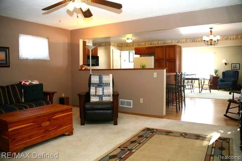 2789 Imlay City Road Lapeer, MI 48446 - Photo 4 of 20 #4.jpg