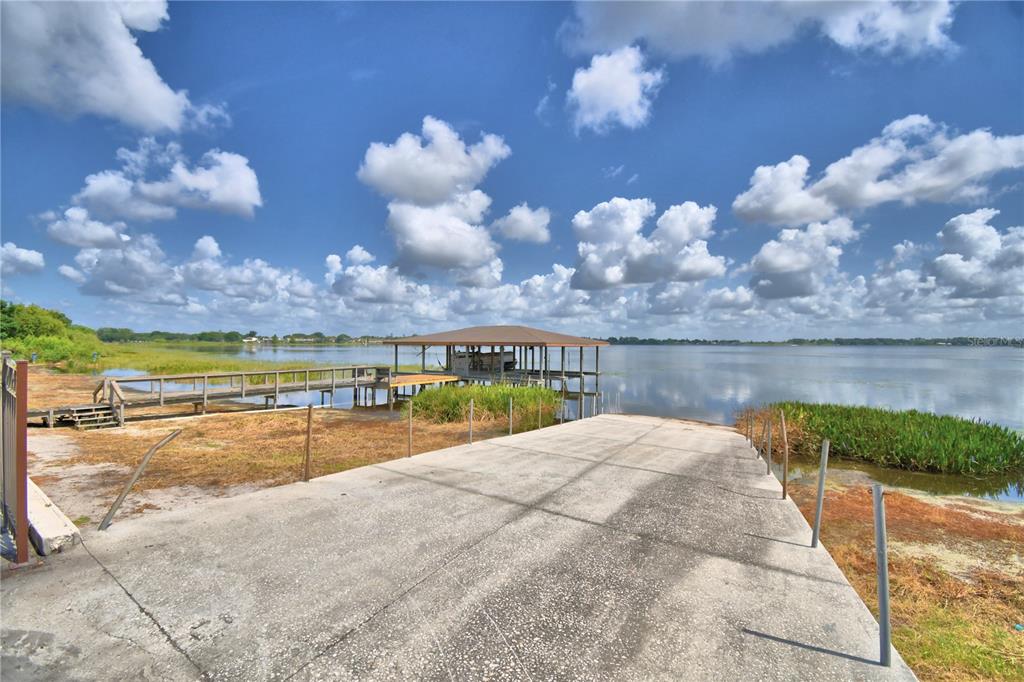 2216 Starboard Road Winter Haven, FL 33881 - Photo 11 of 56