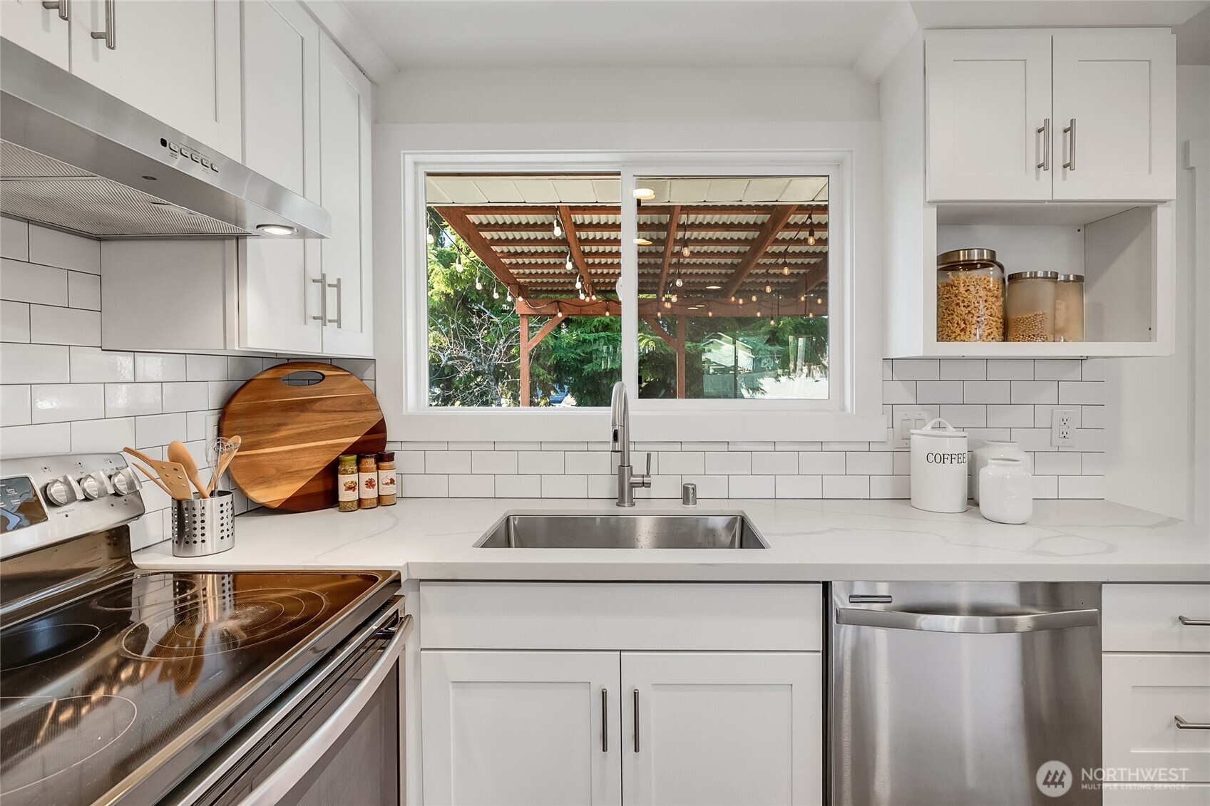 18009 110th Place Southeast Renton, WA 98055 - Photo 14 of 40