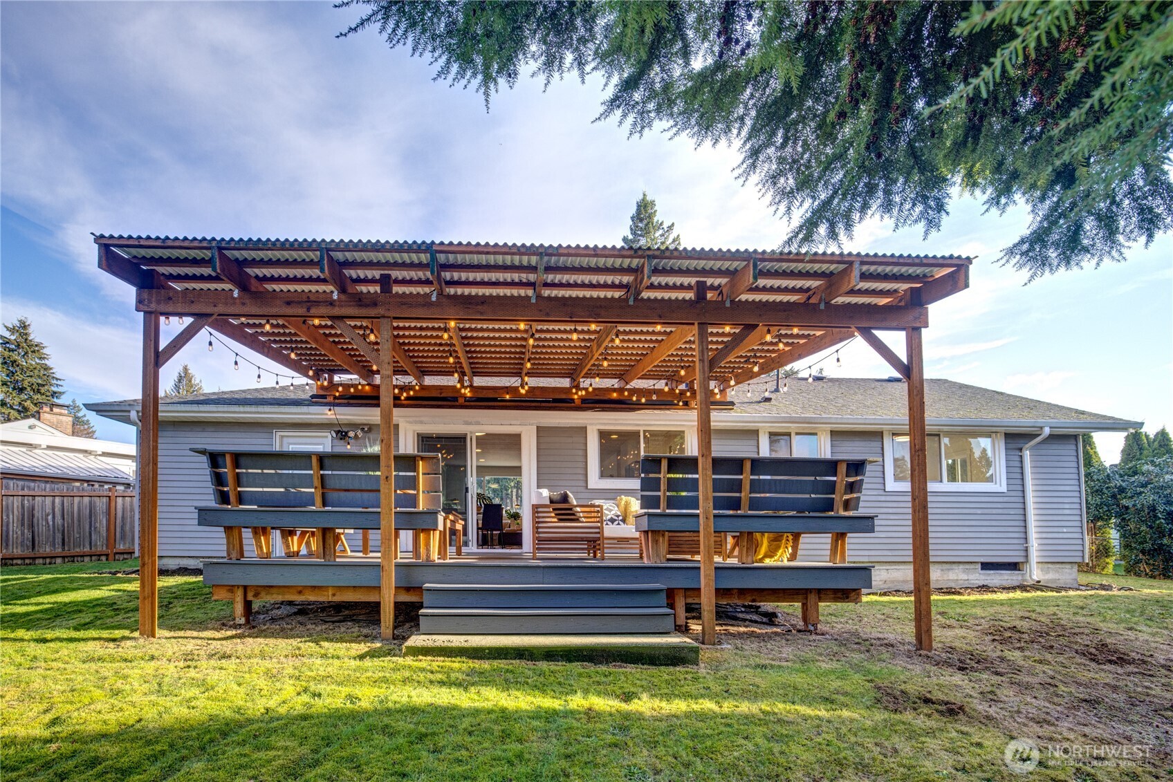 18009 110th Place Southeast Renton, WA 98055 - Photo 37 of 40