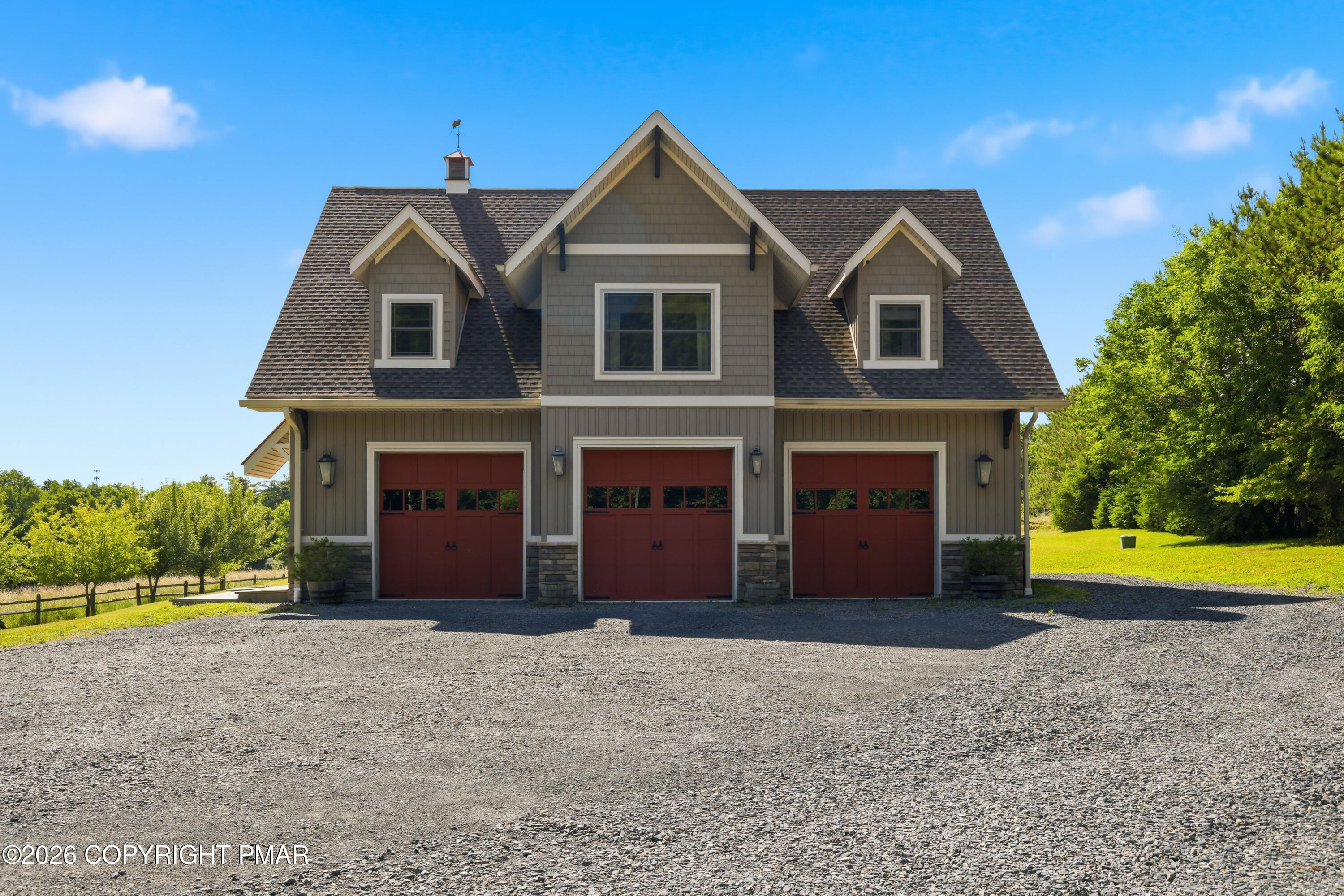 2432 Rimrock Drive Stroudsburg, PA 18360 - Photo 4 of 102 02-Photo-1