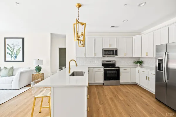 $324,000 | 420 Capstone Drive, Unit 101, Lynchburg, VA 24502