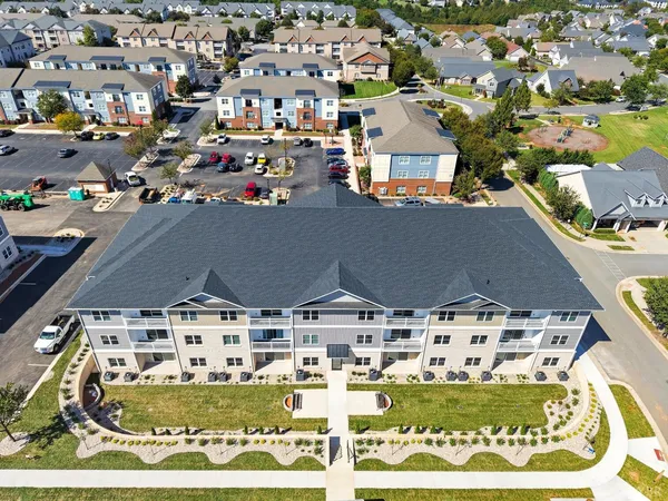$324,000 | 420 Capstone Drive, Unit 101, Lynchburg, VA 24502