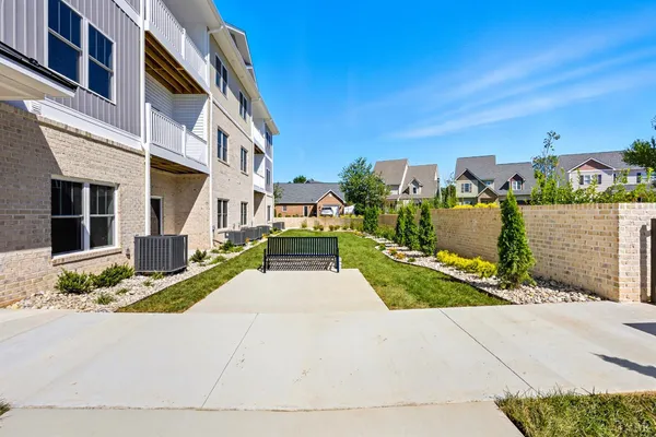 $324,000 | 420 Capstone Drive, Unit 101, Lynchburg, VA 24502
