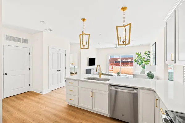 $324,000 | 420 Capstone Drive, Unit 101, Lynchburg, VA 24502