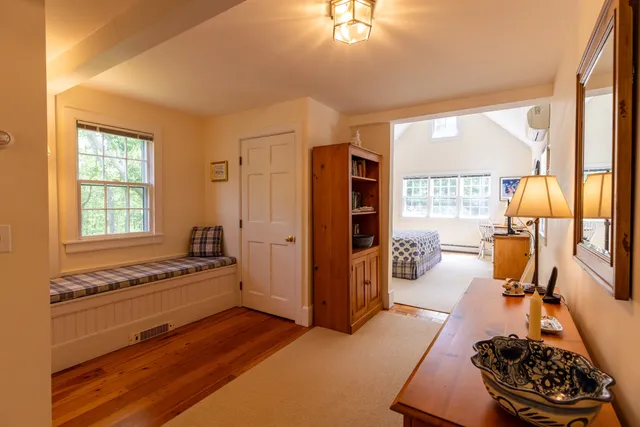 $2,950,000 | 735 Franklin Street, Vineyard Haven, MA 02568