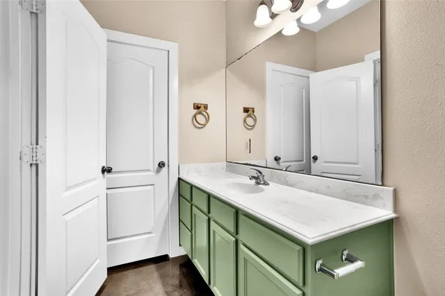 $1,575 | 3129 Molly, Huntsville, TX 77340