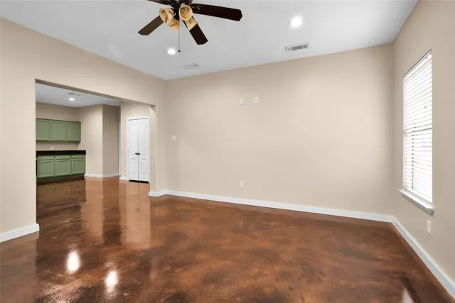 $1,575 | 3129 Molly, Huntsville, TX 77340