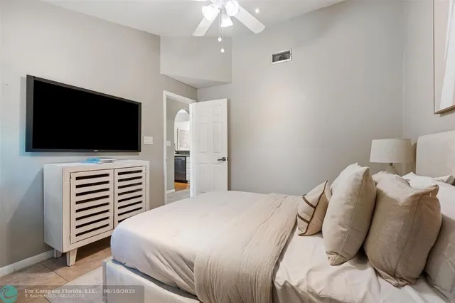 $375,500 | 9804 Northwest 1st Court, Unit 9804, Plantation, FL 33324