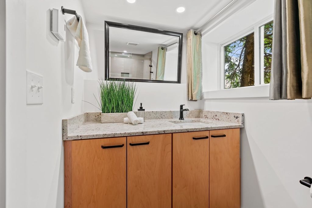 334 Farm Road Marlborough, MA 01752 - Photo 34 of 42 Gallery Image 34