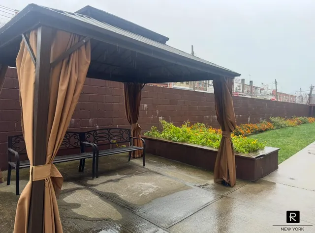 $325,000 | 3203 Nostrand Avenue, Unit 5T | Madison