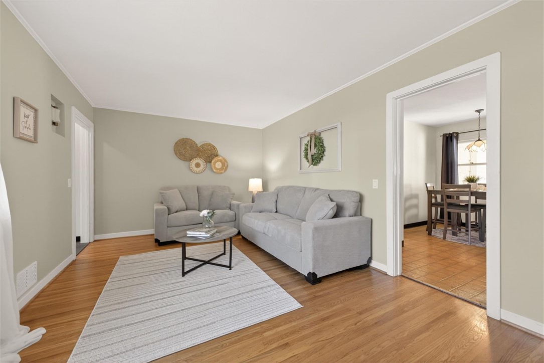 45 Longcroft Road Irondequoit, NY 14609 - Photo 13 of 39 Newly refinished hardwood floors!
