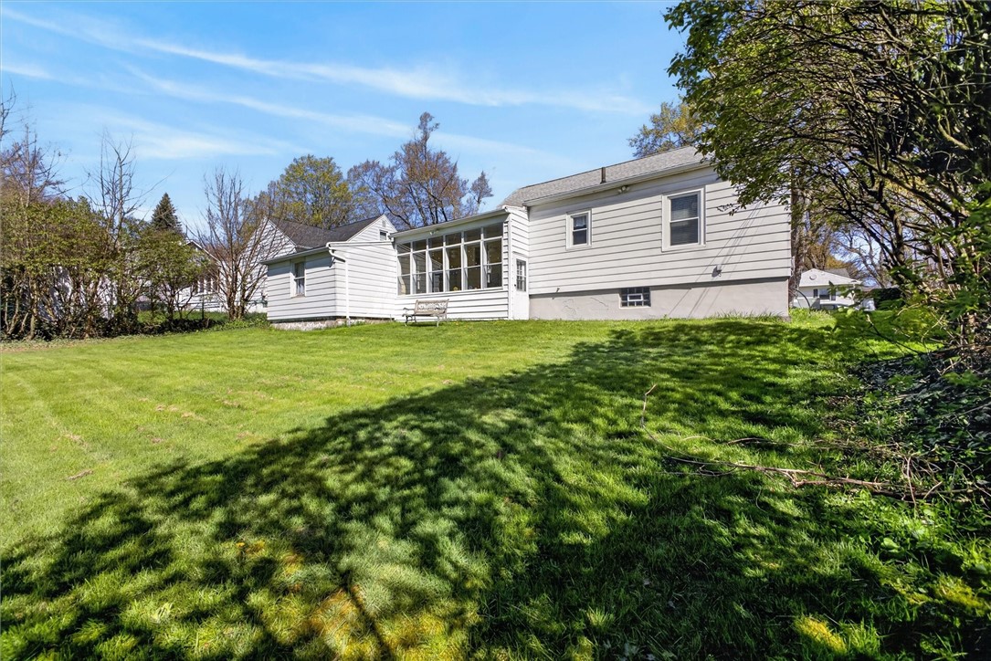45 Longcroft Road Irondequoit, NY 14609 - Photo 6 of 39