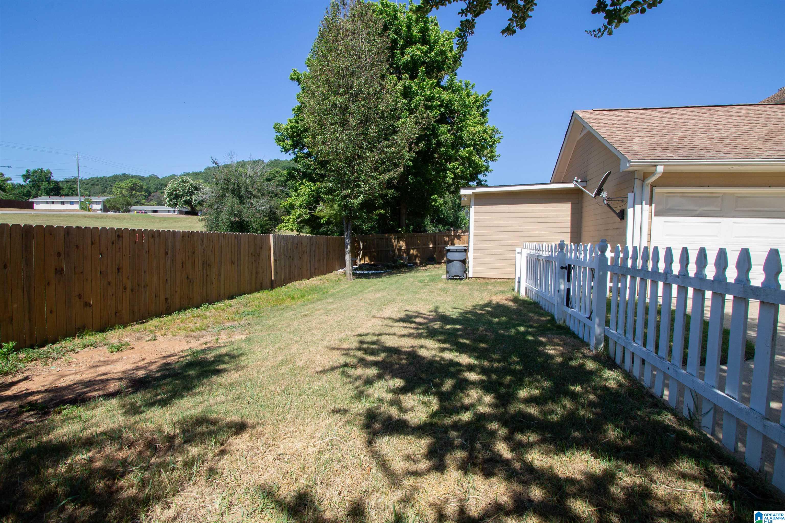 104 Meadowview Circle Pelham, AL 35124 - Photo 34 of 41