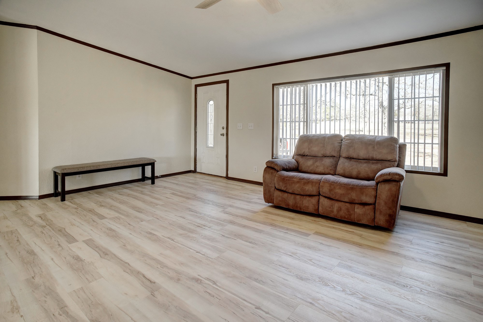552 South Old Potato Road Paige, TX 78659 - Photo 8 of 40 Brand new window blinds let the sunshine permeate in, or it can be blocked out for privacy and shade.