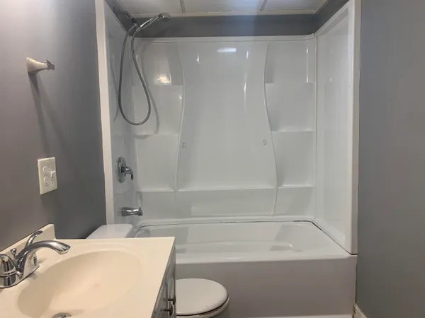 $1,795 | 354 Main Street, Unit 3, Somersworth, NH 03878