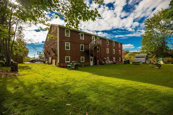 $1,795 | 354 Main Street, Unit 3, Somersworth, NH 03878