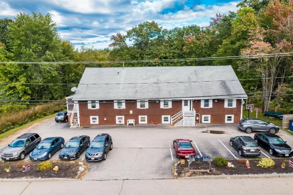 $1,795 | 354 Main Street, Unit 3, Somersworth, NH 03878