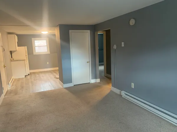 $1,795 | 354 Main Street, Unit 3, Somersworth, NH 03878