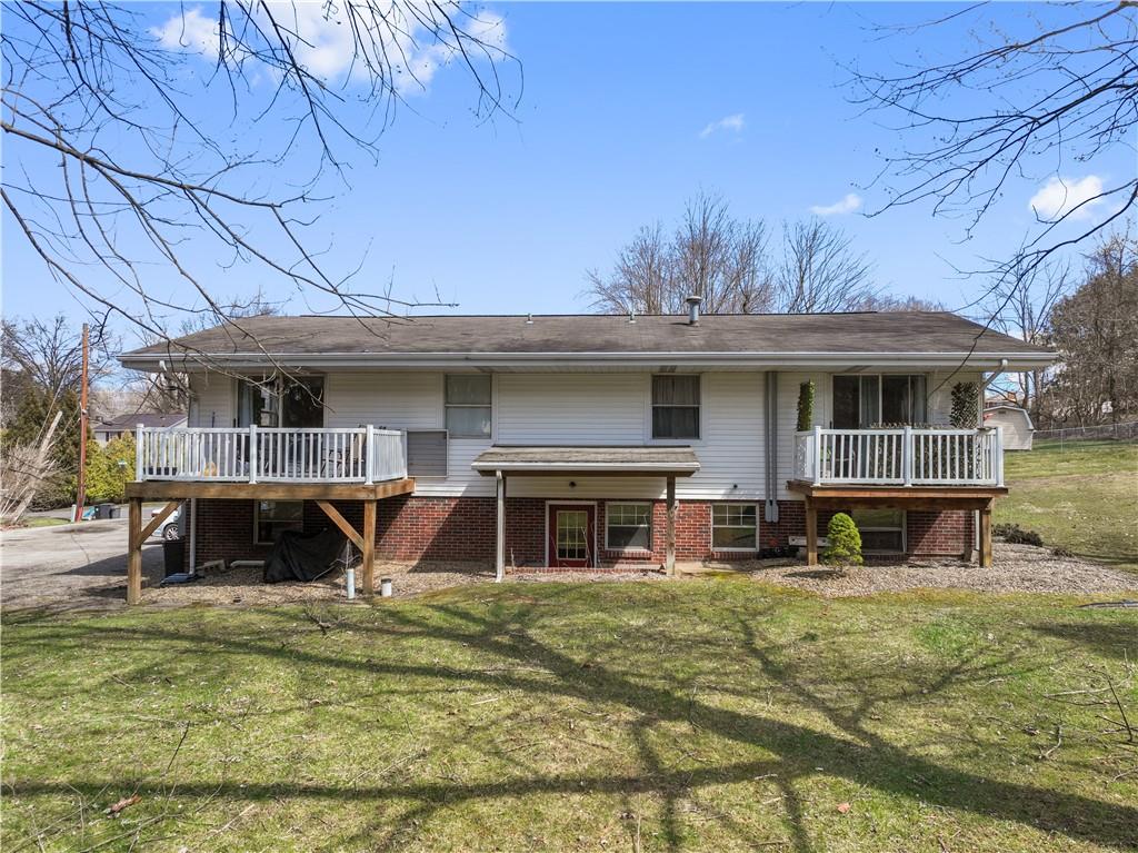 206 Downes Road Greensburg, PA 15601 - Photo 3 of 24