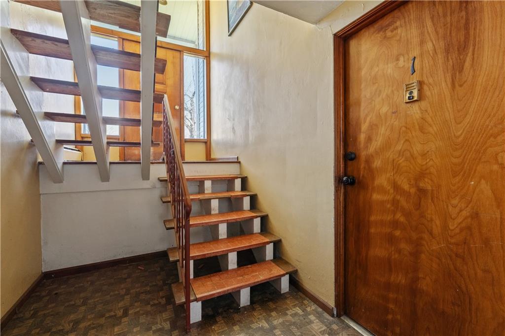 206 Downes Road Greensburg, PA 15601 - Photo 5 of 24